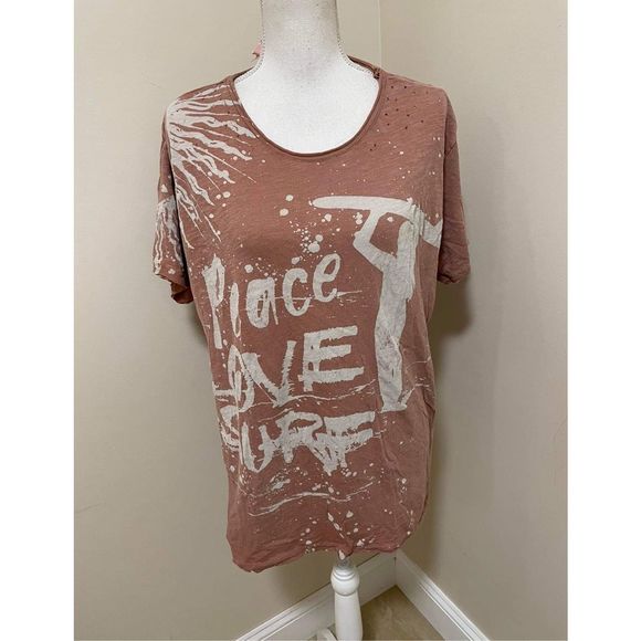 Magnolia Pearl - Peace, Love and Surf Tee Size OS - Picture 5 of 8
